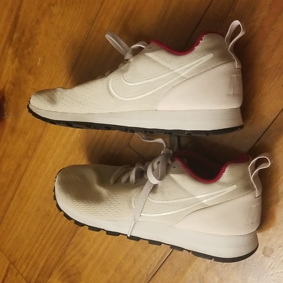 Nike running shoes - Picture 6 of 9